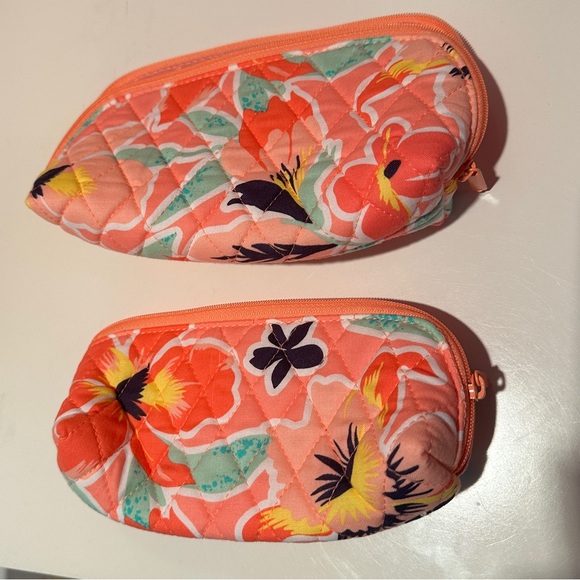 Vera Bradley NWOT Coral Quilted Cosmetic Pouch Set - Picture 2 of 5